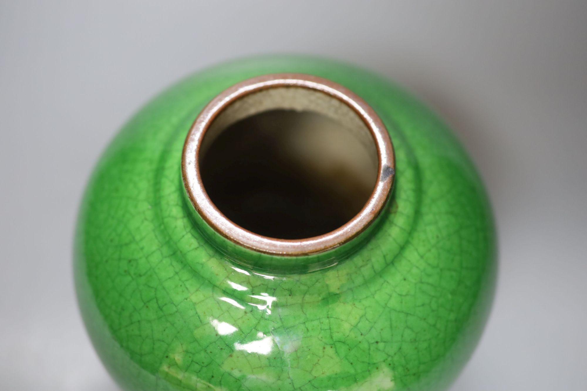 A Chinese flambe green crackle glaze vase, height 17cm